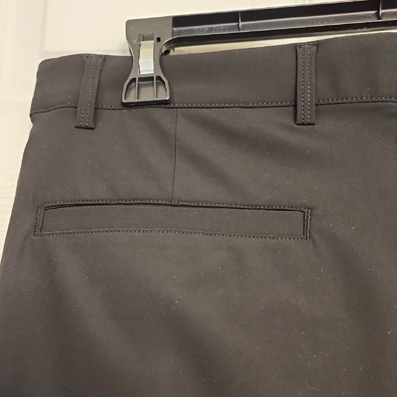 Golf Shorts Gregg Norman  Collection Black Stretch Shorts - Picture 6 of 12